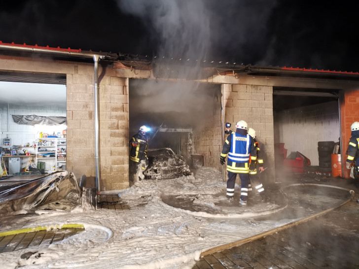 Die ausgebrannte Garage. Foto: Samtgemeinde Meinersen