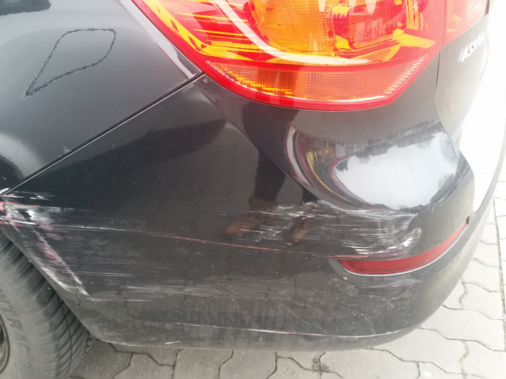 Der beschädigte Opel Astra. Foto: privat