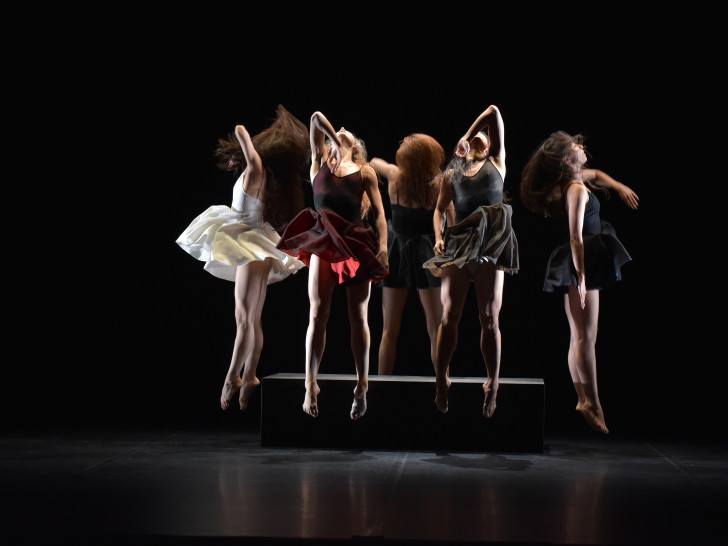 Ballet Preljocaj: Szene aus dem Stück "La Fresque" Fotocredit: Carbonne, Jean-Claude