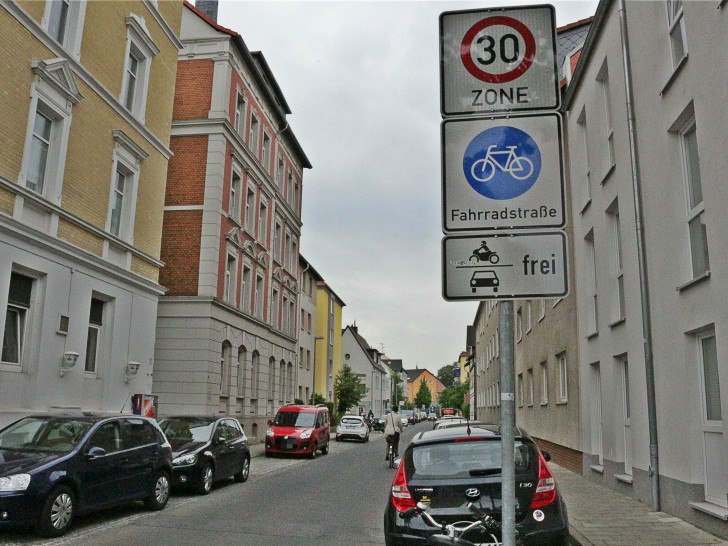 Die Fahrradstraße in der Karlstraße, Foto: Robert Braumann