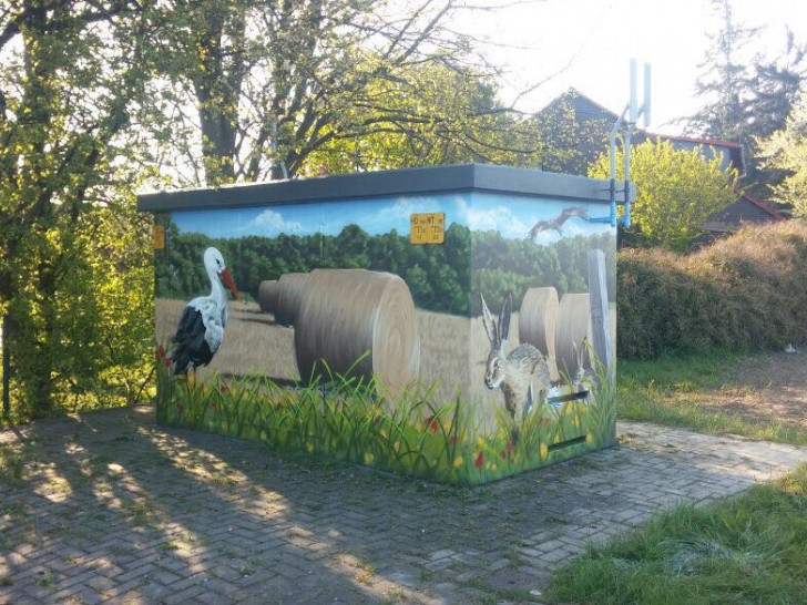 Hier ein Symbolbild von früher gestalteten Trafo-Stationen. Foto: Stadtwerke