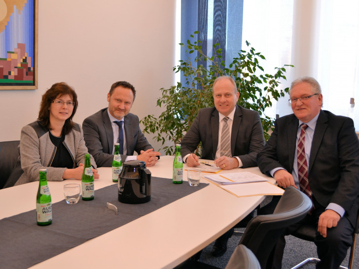 Von links: Astrid Hanusch, Michael Kiesewetter, Gerhard Radeck und Harald Karger. Foto: Landkreis Helmstedt