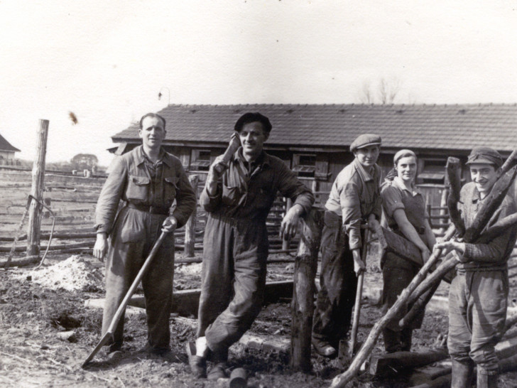 Hachschara in Gut Winkel, zirka 1936. Quelle: unbek. Fotograf (Privatbesitz Fam. Michaeli, Hazorea, Israel)