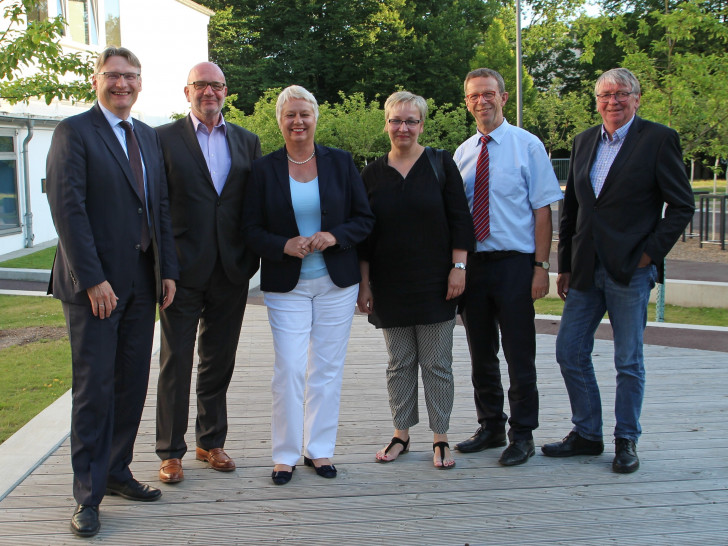 Der ready4work-Vorstand begrüßte sein neues Mitglied Dr. Frank Fabian (links). Foto: Wolfsburg AG