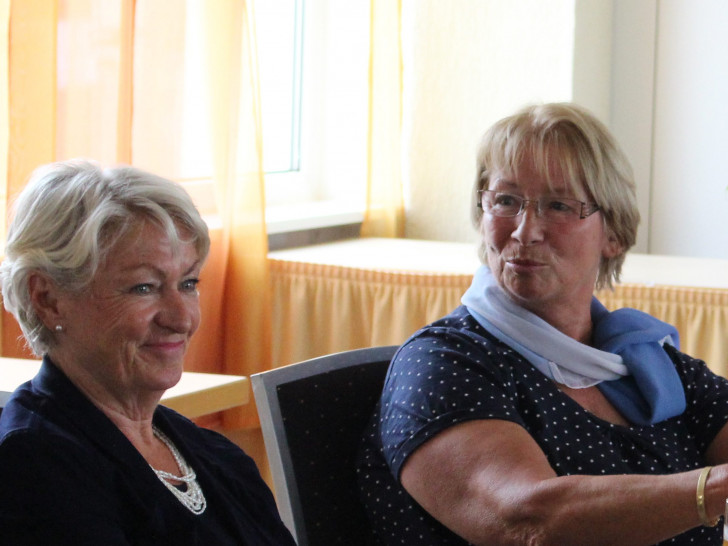 Marita Braun (links) und Elke Großer. Foto: Nick Wenkel