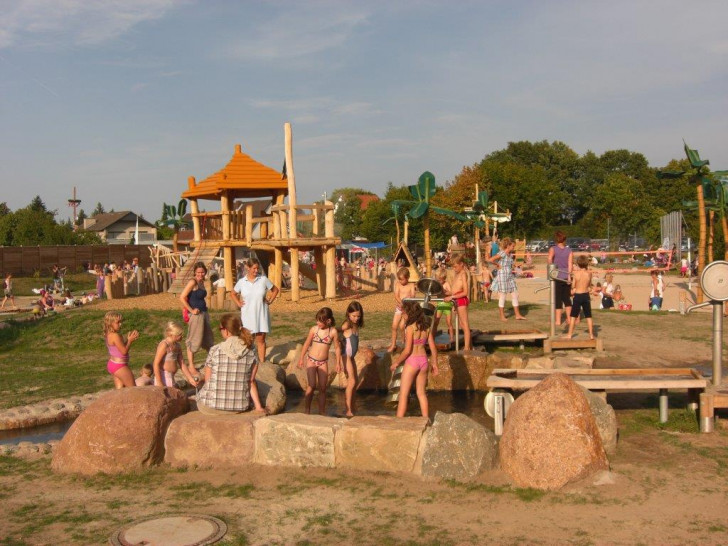 Der WasserPark Hehlingen öffnet für alle kleinen und großen Piraten bis zum 17. September seine Türen. Foto: Stadt Wolfsburg