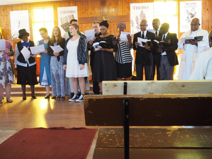 Auch in Südafrika feierte man gemeinsam Gottesdienst. Fotos: Ev.-luth. Kirchenkreis Peine