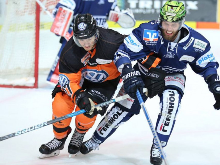 Zum Saisonauftakt hatten die Iserlohn Roosters die Nase vorne. Foto: Hendrik Klein/Täger