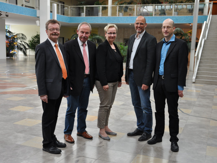 Iris Bothe empfängt Dekane der Ostfalia Hochschule. Foto: Stadt Wolfsburg