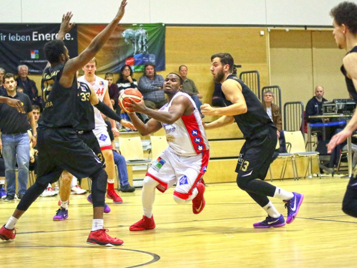 Demetrius Ward und Co. verpassten in Bernau die Krönung ihres starken Saisonendspurts. Foto: Vollmer