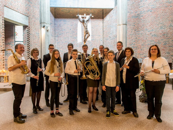 Das Kirchenorchester der katholischen Gemeinde St. Bernward. Foto: Thomas Mühlenbroich