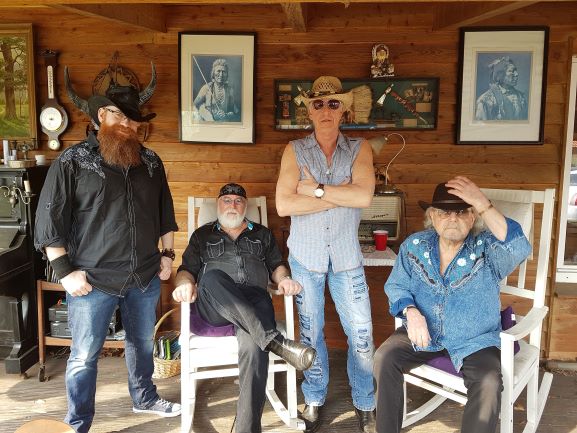 Zum 50-jährigen Woodstock-Jubiläum kommen "Creedence Clearwater Revived" am 22. November nach Wolfenbüttel. Foto: Dirk Stolzenberg