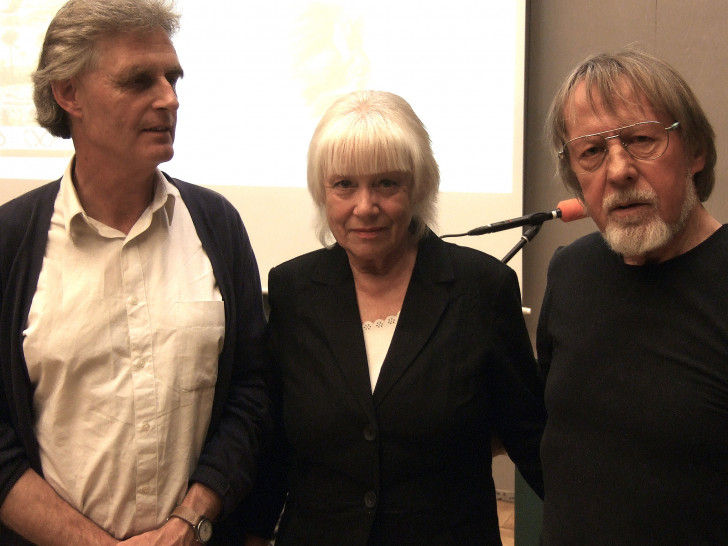 Ulrich Kutschera (li.), Birgit Sonnek und Gerwin Bärecke. Fotos: Gerd Sonnek