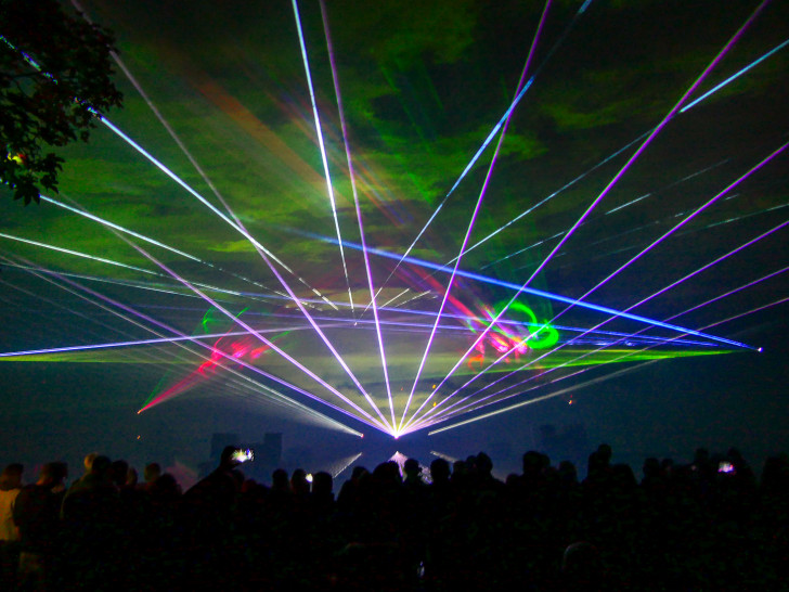 Im letzten Jahr zeigte die Lasershow die Stadtgeschichte.