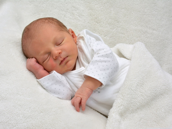 Wir freuen uns über die Geburt von Maximilian Auerswald. Foto: babysmile24.de