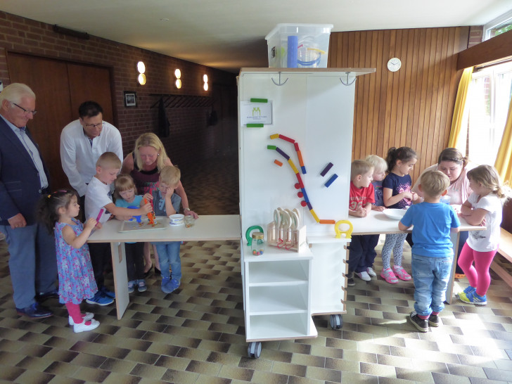 Die Kinder können ihrem Forschungsdrang nachgehen. Foto: Bürgerstiftung Wolfsburg