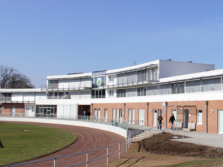 Bisher bildet der VfL im NLZ am Elsterweg aus. Aber 2017 sollte ein neues, teures Ausbildungszentrum entstehen. Foto: Frank Vollmer