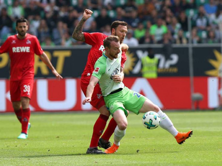 Am Ende die Nase vorne: Maximilian Arnold und der VfL Wolfsburg gehen nach einem 4:1 am letzten Spieltag gegen den 1. FC Köln in die Relegation. Foto: imago/regios24