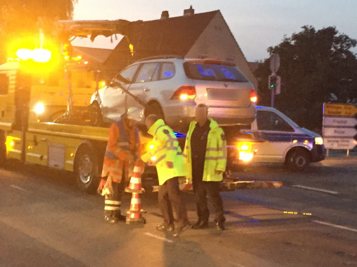 Die Bundesstraße 188 war für eine Stunde voll gesperrt. Foto: Sandra Zecchino