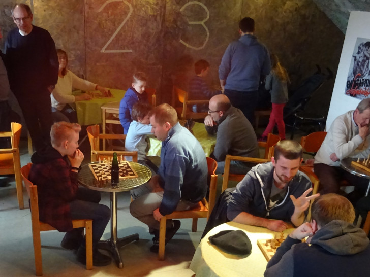 In Vechelde wurde wieder Schach gespielt. Foto:Johannes Zimmermann