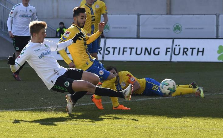 Eintracht Braunschweig trennte sich von Greuther Fürth mit einer 1:2-Niederlage. Foto: imago/Zink