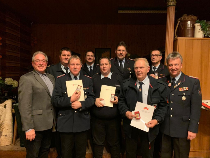 Die Ortsfeuerwehr Watenbüttel kam zur Jahreshauptversammlung zusammen. Fotos: Kadereit 