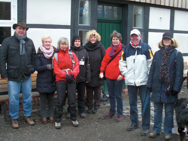 Kiwanis Club trotz schlechten Wetters auf Braunkohlwanderung. Foto: Privat