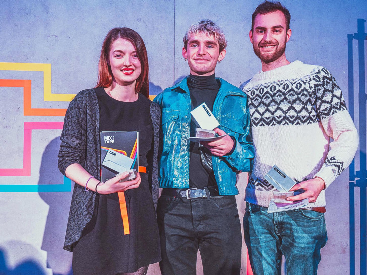 Die Gewinner der Kategorien Print, Interaktive Medien/Animation und Film/Video (v.l.n.r.): Carolin Baaske, Malte Grajewski und Soeren Pietsch. 