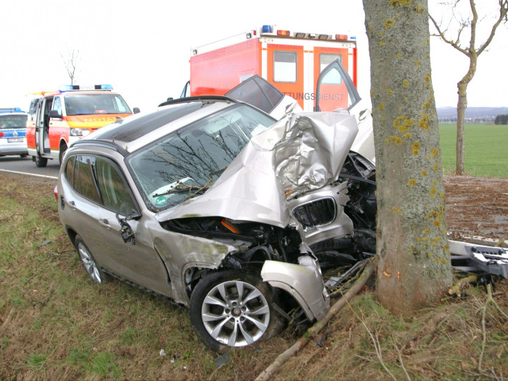 Die Fahrerin wurde lebensgefährlich verletzt. Fotos: Rudolf Karliczek