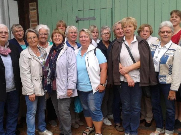 Die Evangelische Frauenhilfe Groß Dahlum zu Besuch im Gärtnermuseum. Foto: Rosi Isensee