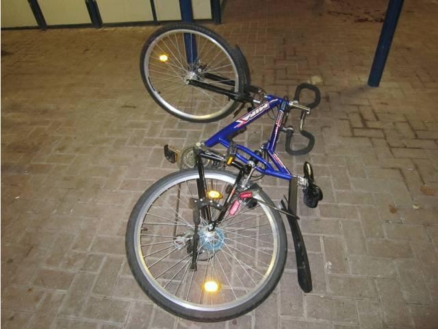 Bei dem Fahrrad handelt es sich um ein blaues Mountainbike der Marke Mifa. Foto: Polizeikommissariat Wolfenbüttel