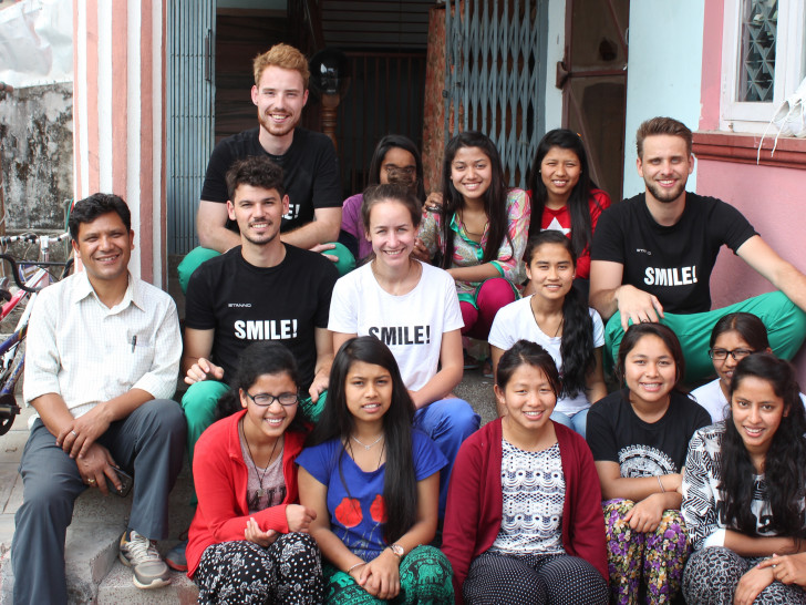 United Smile beim ersten Hilfseinsatz in Nepal. Fotos: privat