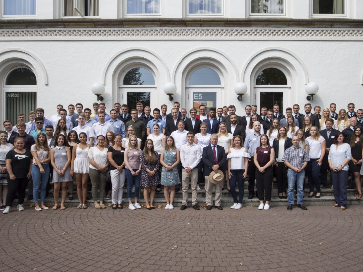 92 Auszubildende und duale Studierende wurden in Braunschweig begrüßt. Foto: Stadt Braunschweig / Michaela Heyse