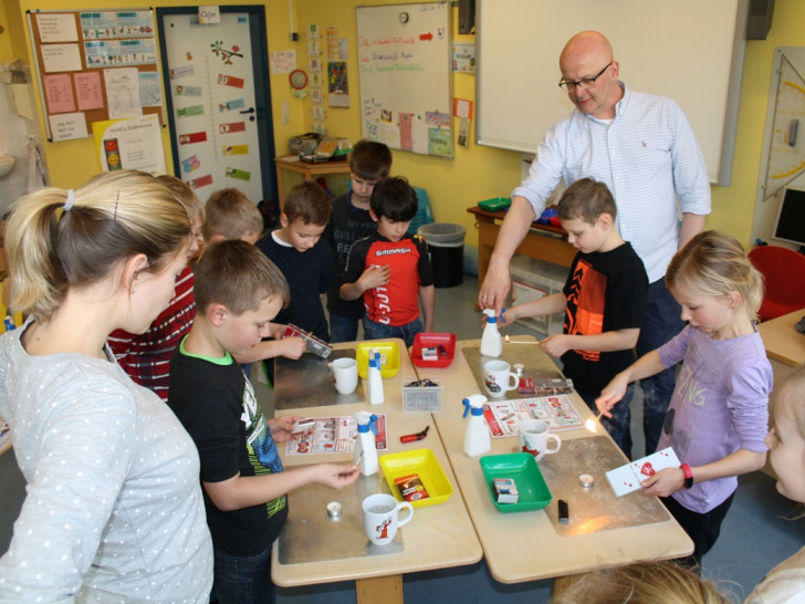 Mit Begeisterung waren die Dritt- und Viertklässler dabei. Fotos: Schule