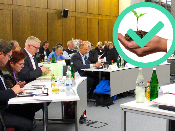 Die Mitglieder des Kreistages stimmten in ihrer Sitzung für einen neuen Klimaschutzbeauftragten. Foto: Nick Wenkel/Pixabay