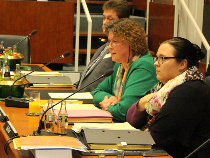 Kirsten Seffer (vorne im Bild) will nicht mehr Teil der Grünen Stadtratsfraktion sein. Foto: Frederick Becker