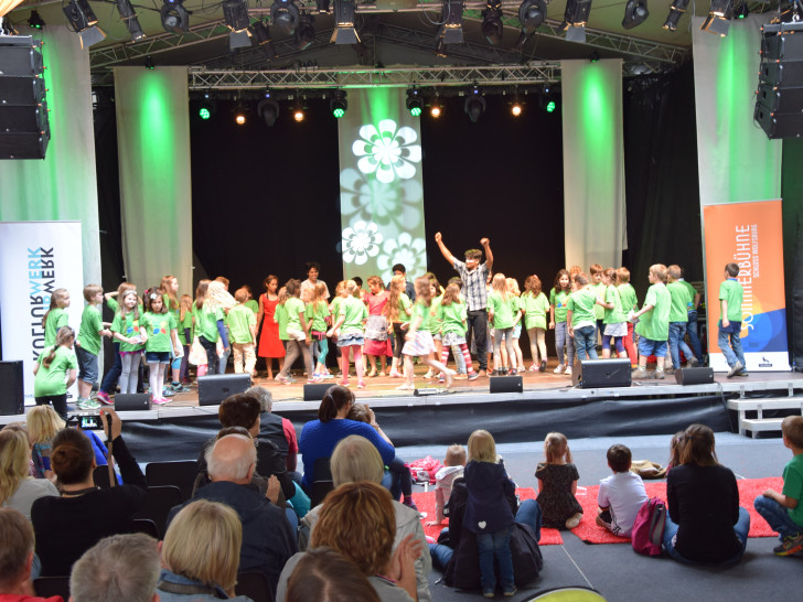 Das Projekt Kita singt ist auf der Sommerbühne sehr beliebt. Foto: Stadt Wolfsburg