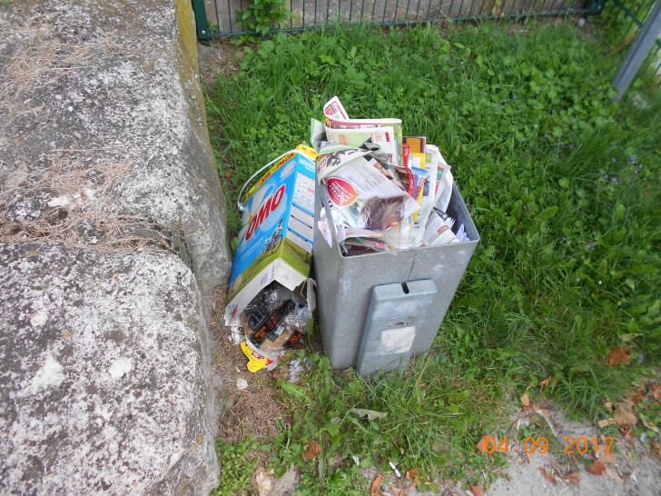 Müll wird zum Problem an mehreren Stellen in Stadtgebiet. Fotos: Stadt Peine