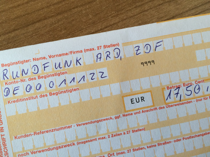 17,50 Euro war einmal: Ab kommendem Jahr wird der Beitrag auf 18,36 Euro erhöht (Symbolbild).