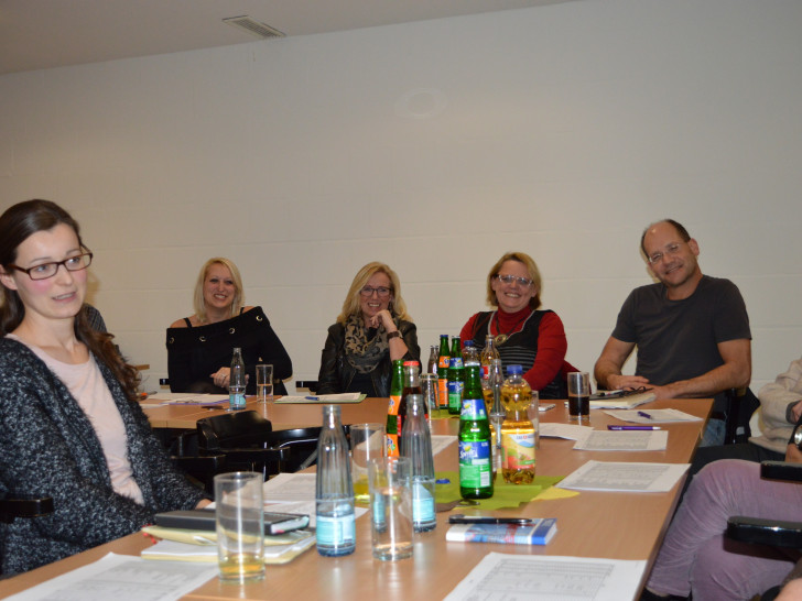Von links: Uta Drews, Petra Eickmann-Riedel, Dr. Heike Rupp-Brunswig, Fachbereichsleiter Michael Wassmann. Foto: Margit Richert