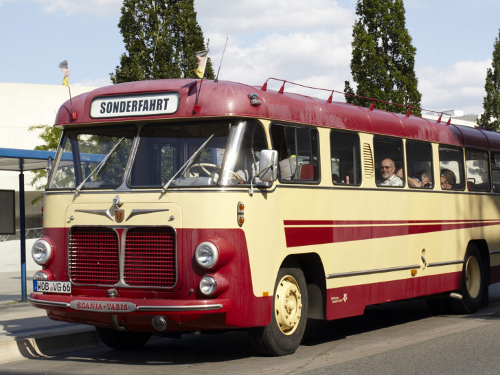 Am Sonntag, 07. Mai, geht es zu einer Busrundfahrt durch die Wolfsburger Architekturgeschichte. Foto: WMG Wolfsburg