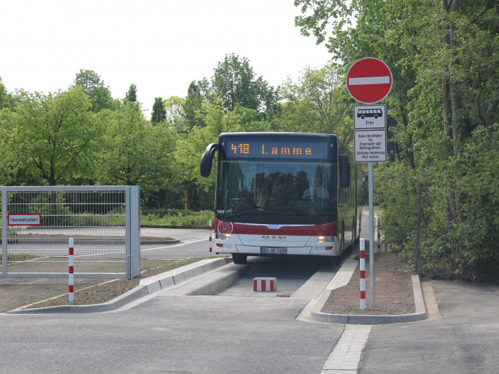 Die Durchfahrt am Raffteichbad ist eigentlich nur für Busse gedacht. Foto: Archiv/Robert Braumann