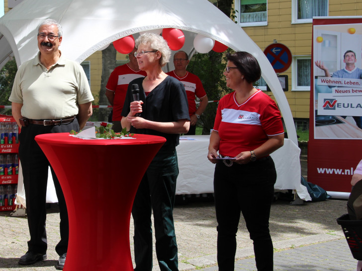 Begrüßten die Gäste beim Tag der offenen Tür: Antonio Zanfino, Christine Köhler-Riebau und Manuela Eltner. Foto: Neuland


