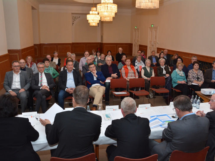 Die Delegiertenversammlung des DRK-Kreisverbandes fand diesmal im Theatersaal des Schlosses in Wolfenbüttel statt. Foto: DRK
