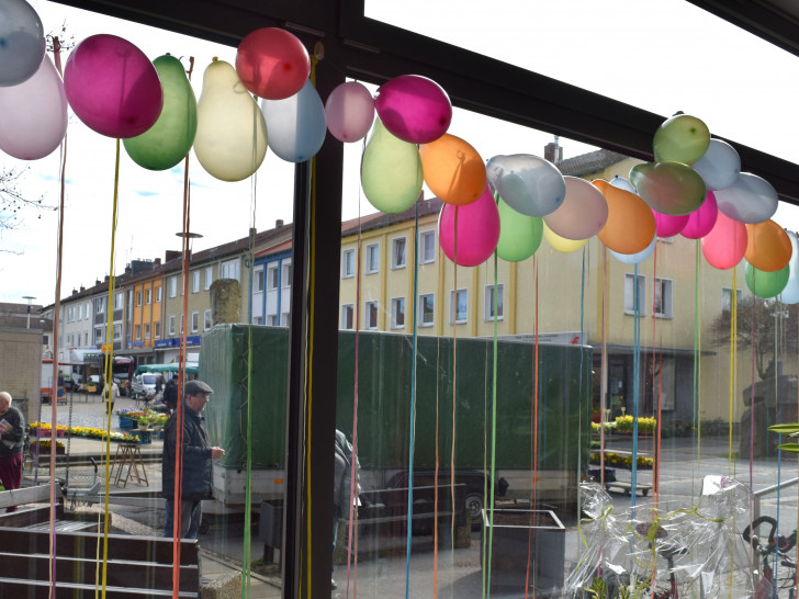 Zur Eröffnung war der Blick aus dem Stadtteilbüro Jürgenohl schon bunt. Beim Workshop am 11. Mai soll es kreativ werden. Foto: Stadt Goslar