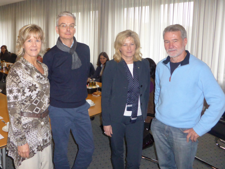 Wolfsburger Netzwerk Bürgerengagement: Birgit Maaß, Malte Schumacher, Claudia Kayser, Wilhelm Dörr (v.l.n.r.). Foto: Stadt Wolfsburg