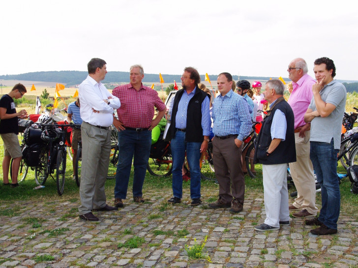 Im Bild v.l.n.r.: Karsten Behr, Frank Oesterhelweg, Dr. Michael Geschwinde, Tobias Schliephake, Michael Grall, Helmut Wilm, Jörn Alpers. Foto: Henning Meyer