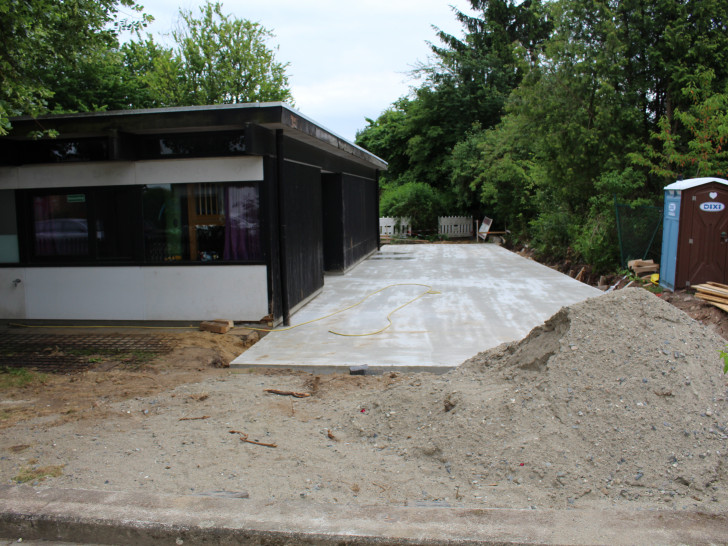 Die Baukosten für den geplanten zweiten Bauabschnitt zur Sanierung der Kindertagesstätte Halchter fallen früher an. Foto: Jan Borner