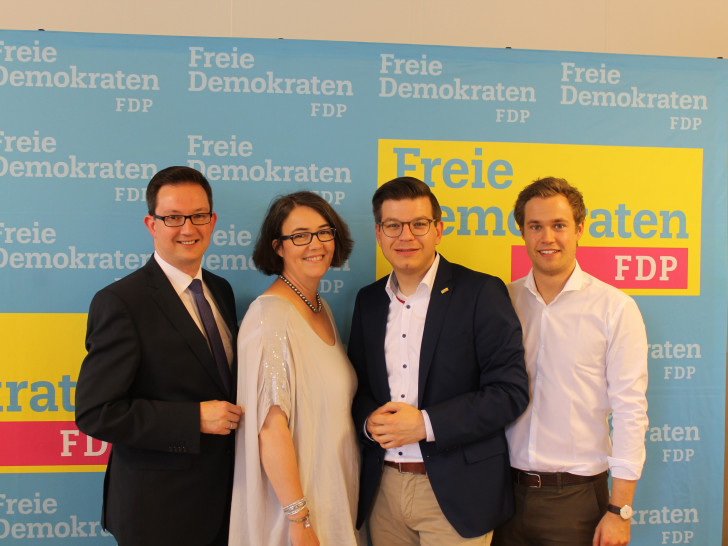 Von links nach rechts: Florian Schmidt (Goslar), Susanne Schütz (Braunschweig), Björn Försterling (Wolfenbüttel) und Lars Alt (Helmstedt) bewerben sich um gute Plätze auf der FDP-Landesliste zur Landtagswahl. Foto: FDP