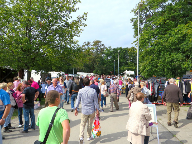 Der Groß-Flohmarkt Harz und Heide kann weiterhin stattfinden. Foto: Trödel 38